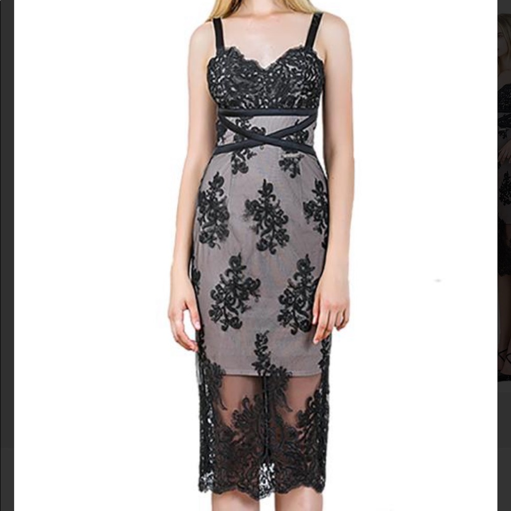 NWTO BRONX AND BLANCO LACE DRESS